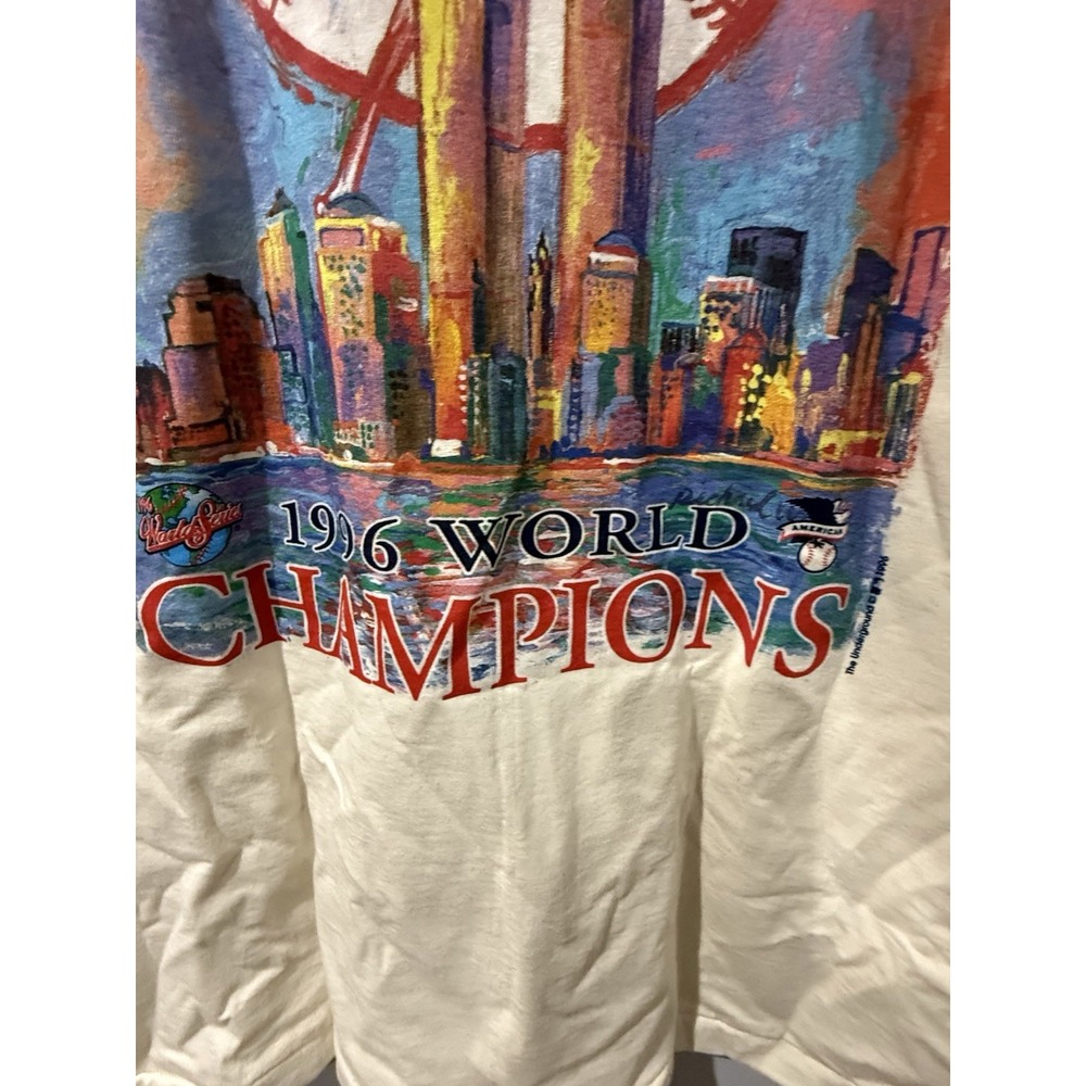 XL VERY RARE VINTAGE 1996 NY Yankees World Champions Twin‎ Towers T-Shirt VTG B - Picture 3 of 8